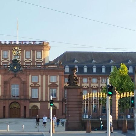Denkmalschutz Stadthaus Zimmer 1 Im Mannheim Quadrat Ngoại thất bức ảnh
